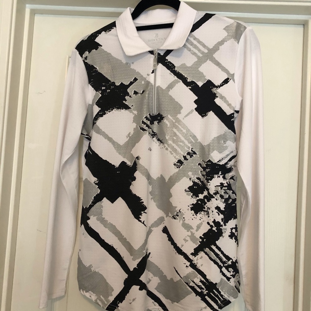 NWOT Bette & Court Sun shirt